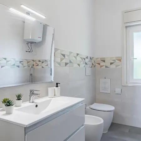 Con Piscina Vista Mare *